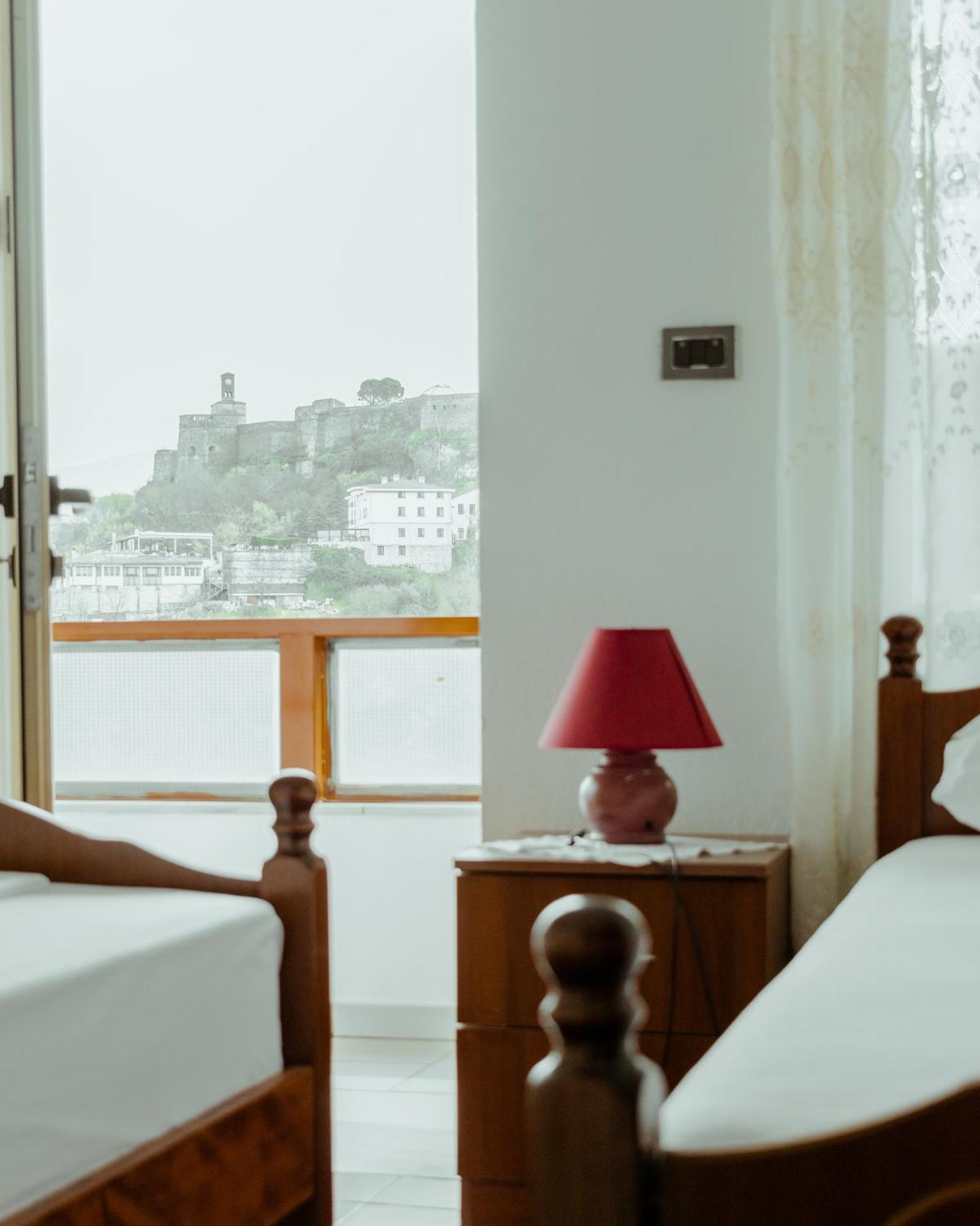 Guesthouse Shtino Gjirokastër Eksteriør bilde